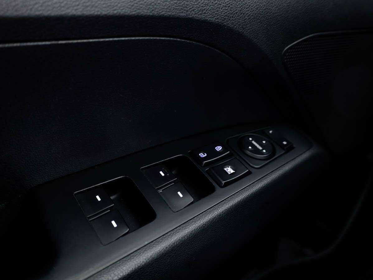 Хендай Елантра б/у, 2018, Механическая. Фото: #11