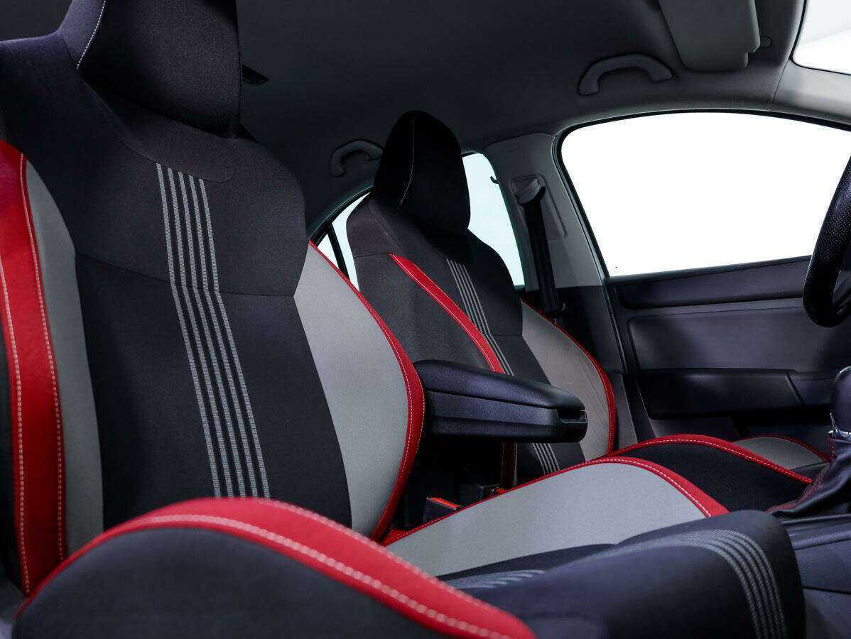 Шкода Рапид б/у, 2015, Роботизированная. Фото: #11