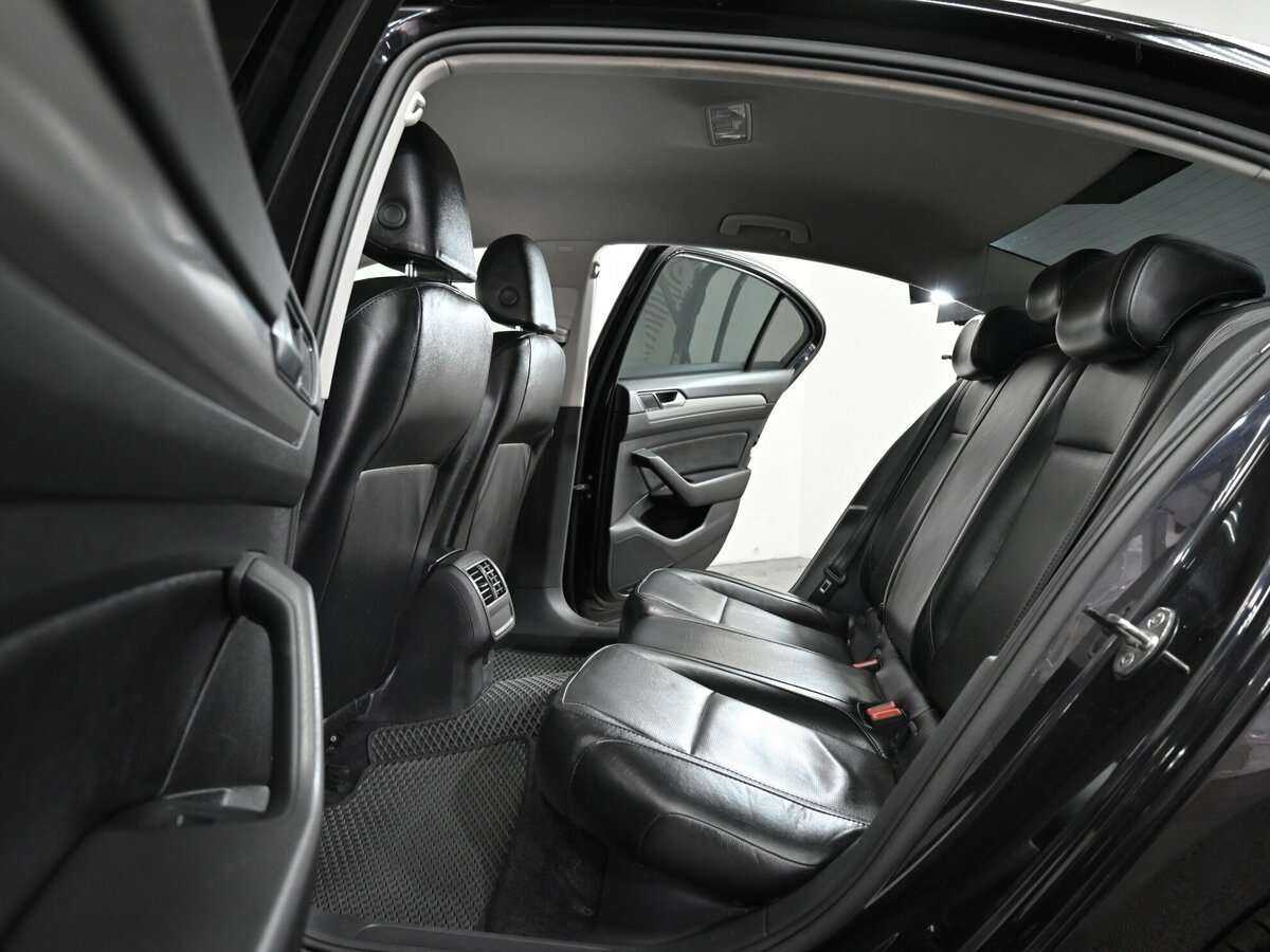 Фольксваген Пассат б/у, 2016, Роботизированная. Фото: #11