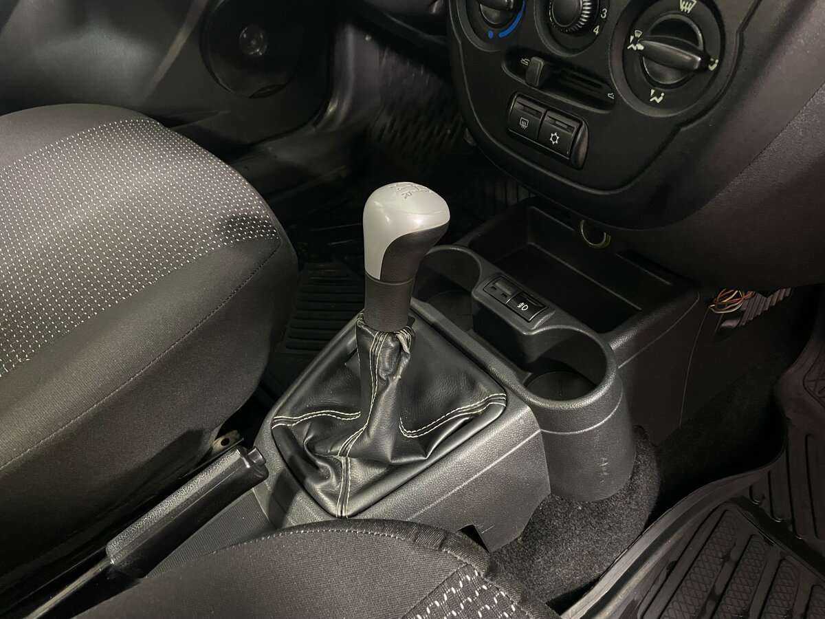 Лада (ВАЗ) Гранта б/у, 2012, Механическая. Фото: #14