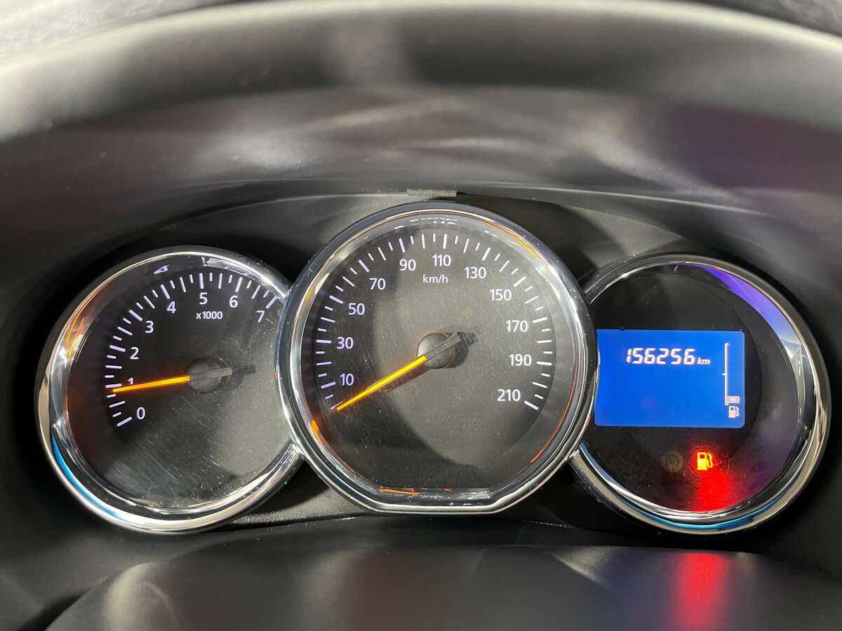 Рено Логан б/у, 2014, Механическая. Фото: #16