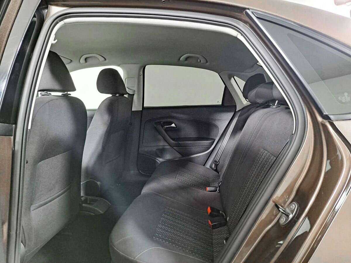 Фольксваген Поло б/у, 2016, Автоматическая. Фото: #9