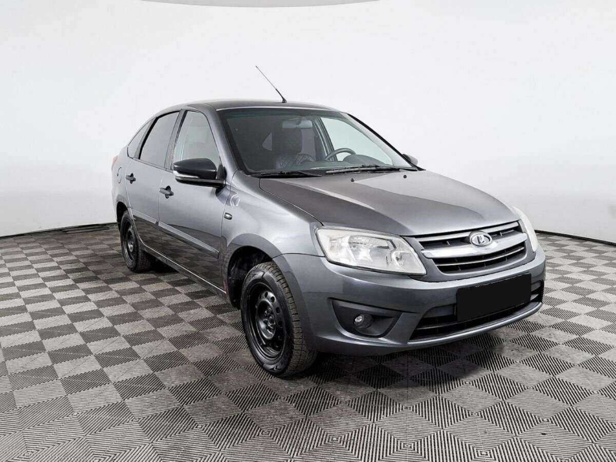 Лада (ВАЗ) Гранта б/у, 2017, Механическая. Фото: #2