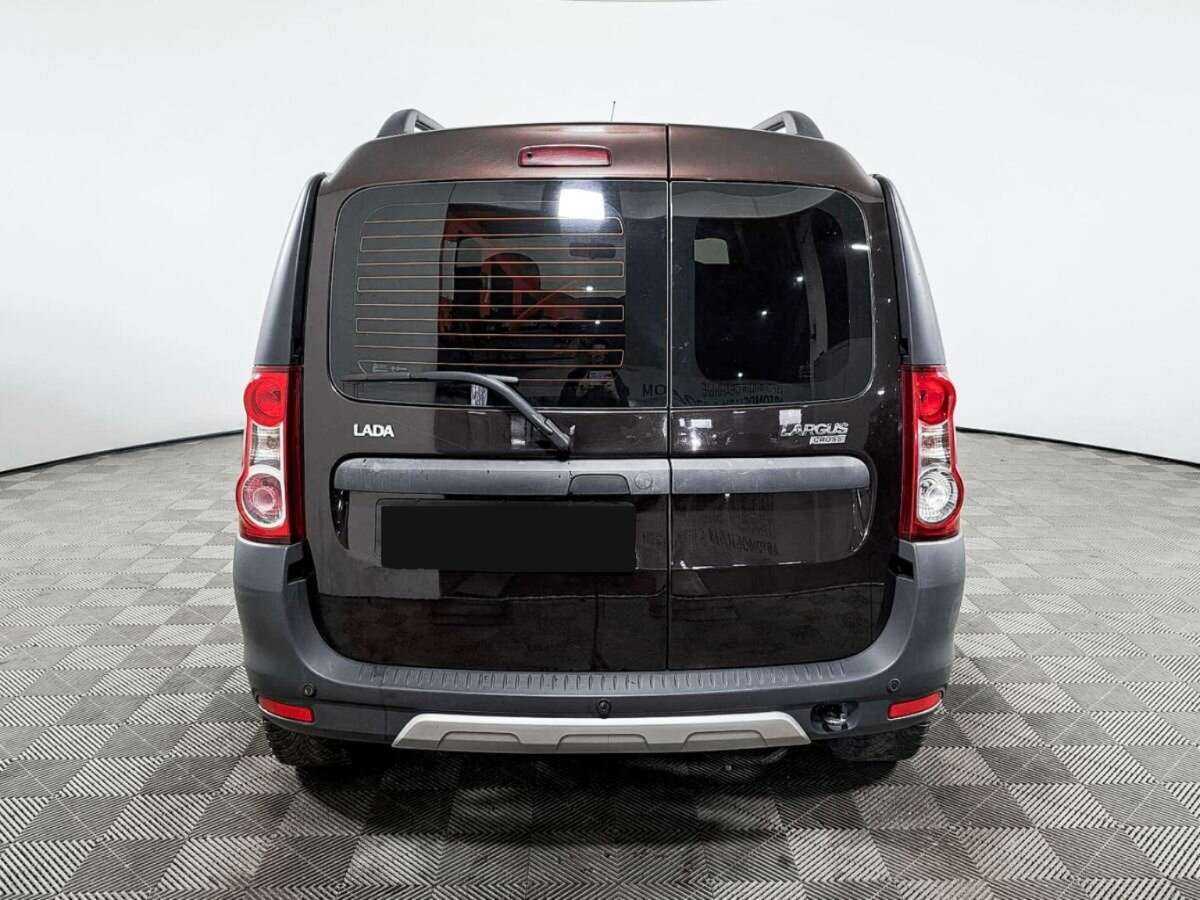 Лада (ВАЗ) Ларгус б/у, 2018, Механическая. Фото: #4