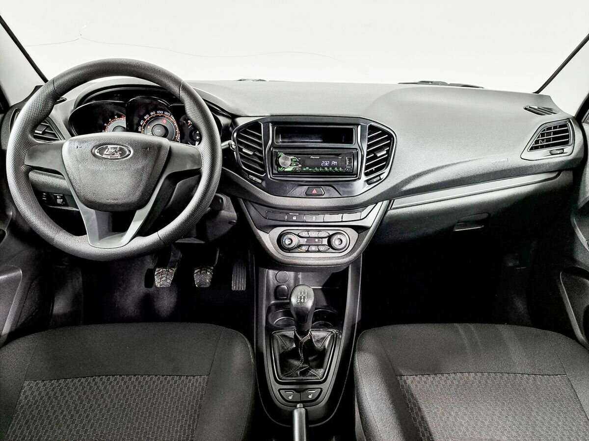 Лада (ВАЗ) Веста б/у, 2017, Механическая. Фото: #10