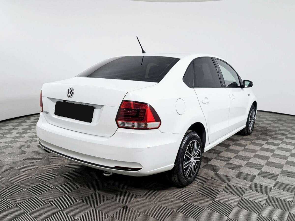 Фольксваген Поло б/у, 2016, Механическая. Фото: #4