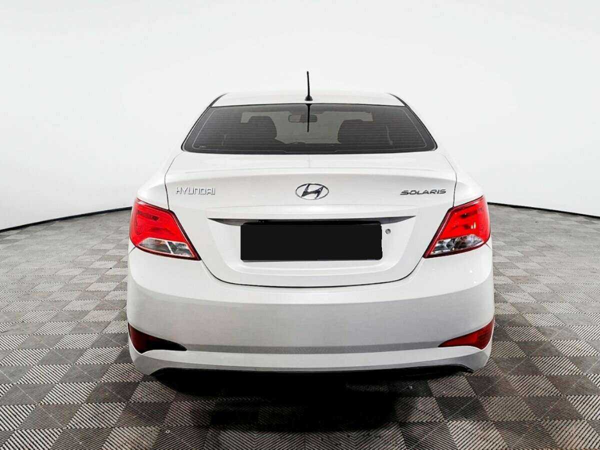 Хендай Солярис б/у, 2015, Механическая. Фото: #4