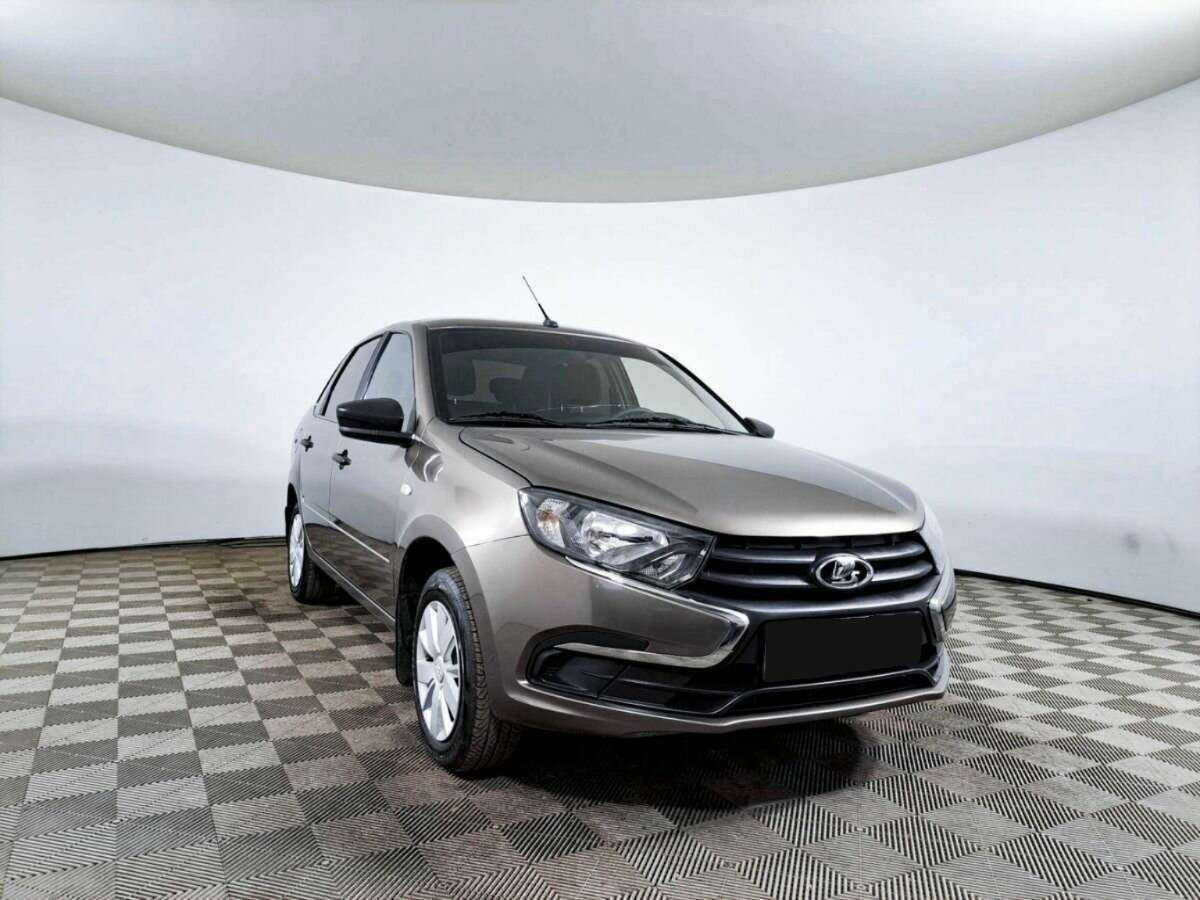 Лада (ВАЗ) Гранта б/у, 2021, Механическая. Фото: #2