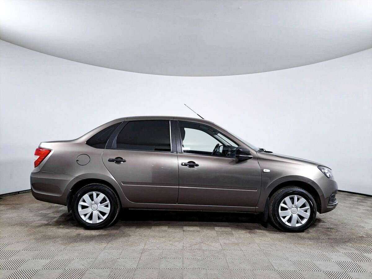 Лада (ВАЗ) Гранта б/у, 2021, Механическая. Фото: #3