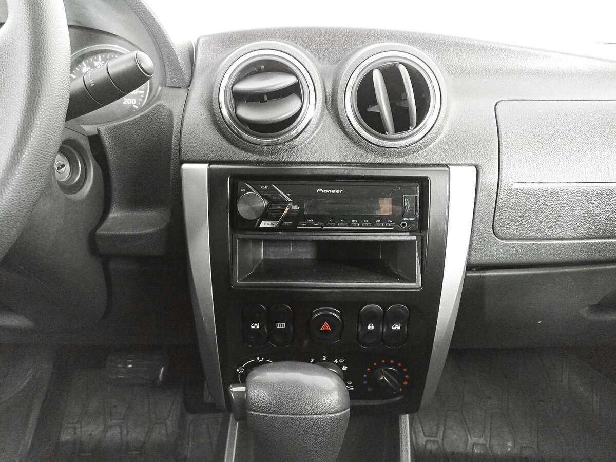 Ниссан Альмера б/у, 2018, Автоматическая. Фото: #12