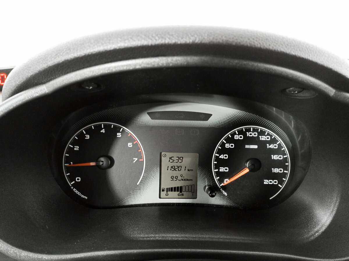 Лада (ВАЗ) Гранта б/у, 2014, Механическая. Фото: #8