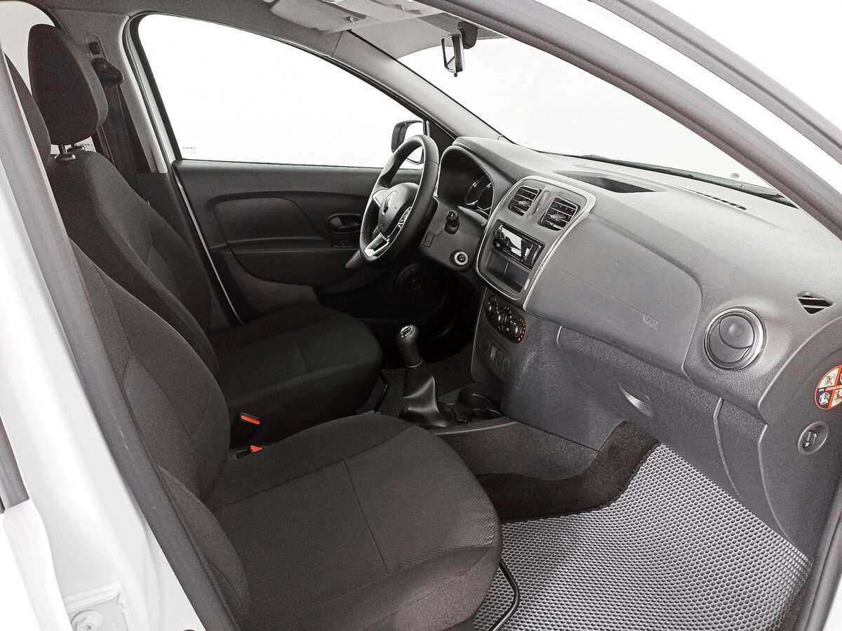 Рено Логан б/у, 2018, Механическая. Фото: #8