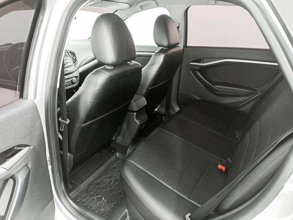 Лада (ВАЗ) Веста б/у, 2020, Механическая. Фото: #9