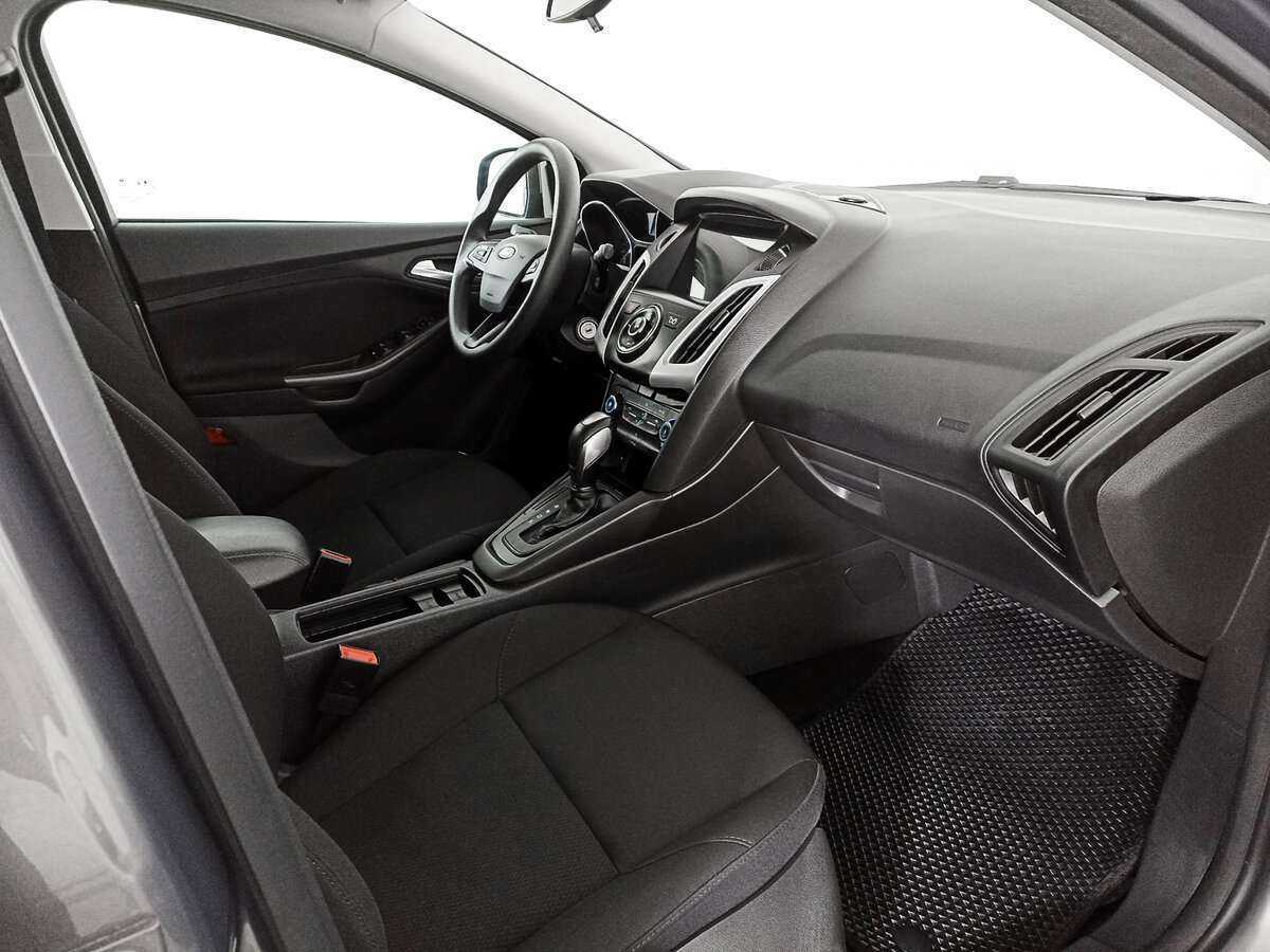 Форд Фокус б/у, 2017, Роботизированная. Фото: #10