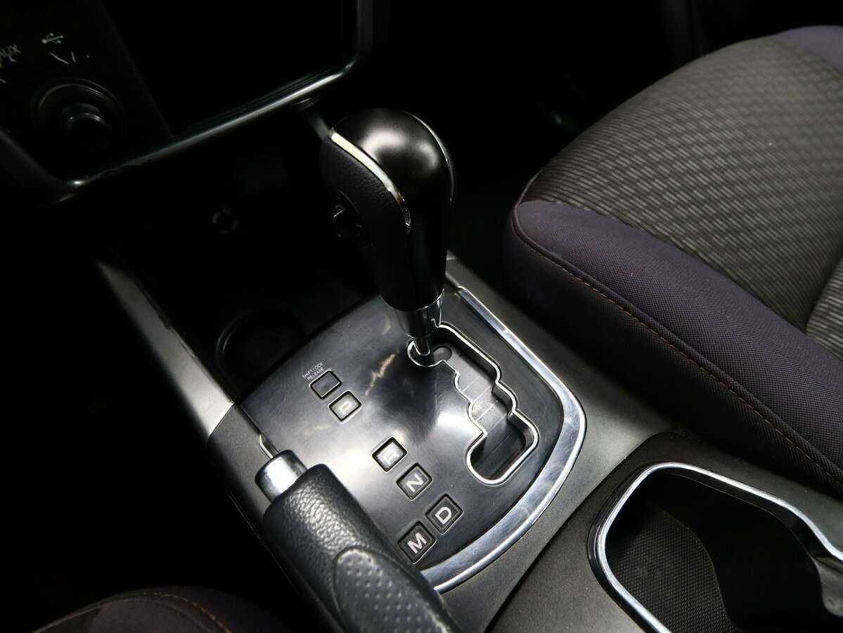 Сан-Ён Актион б/у, 2014, Автоматическая. Фото: #17