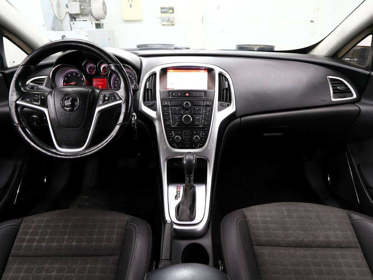 Опель Астра б/у, 2014, Автоматическая. Фото: #10