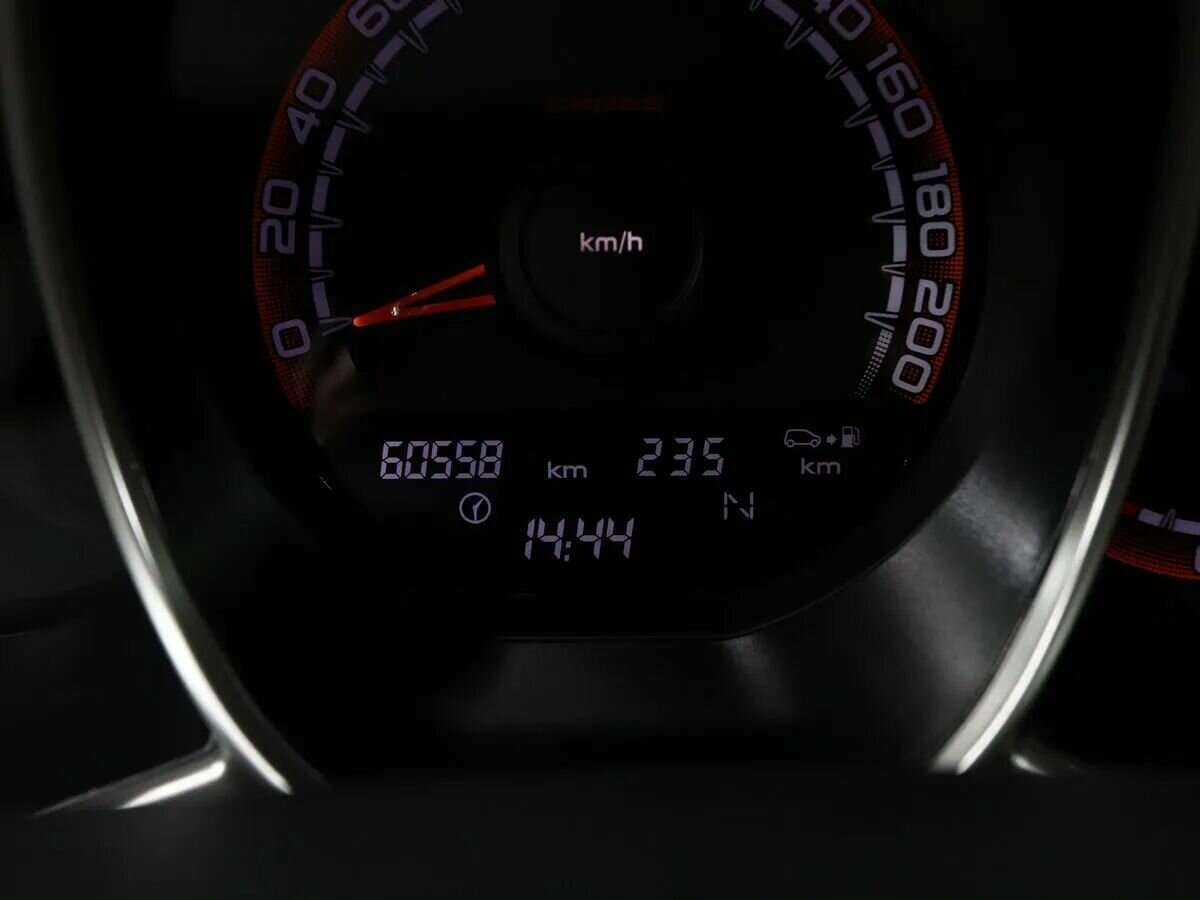 Лада (ВАЗ) Веста б/у, 2018, Роботизированная. Фото: #14