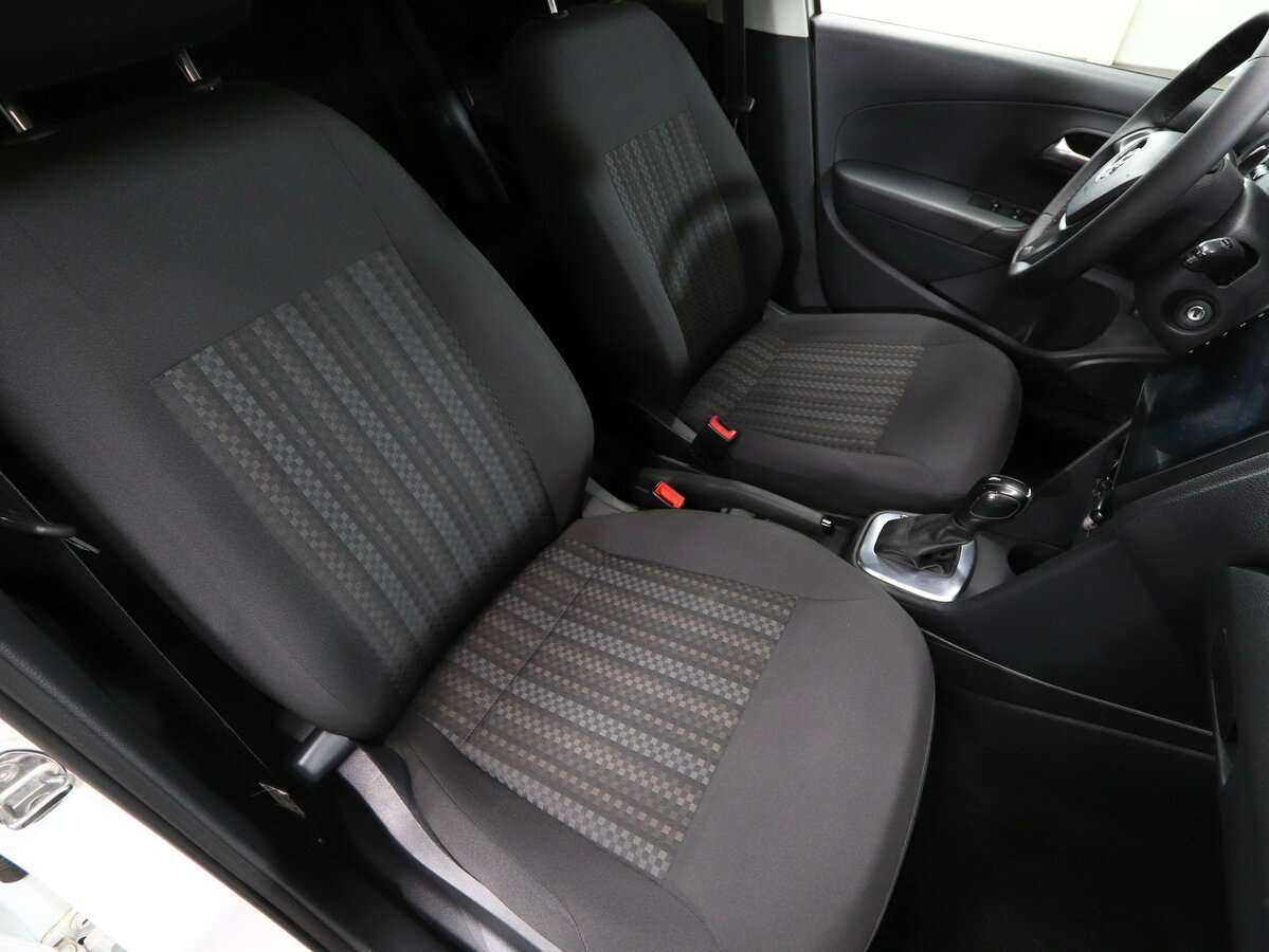 Фольксваген Поло б/у, 2017, Автоматическая. Фото: #7