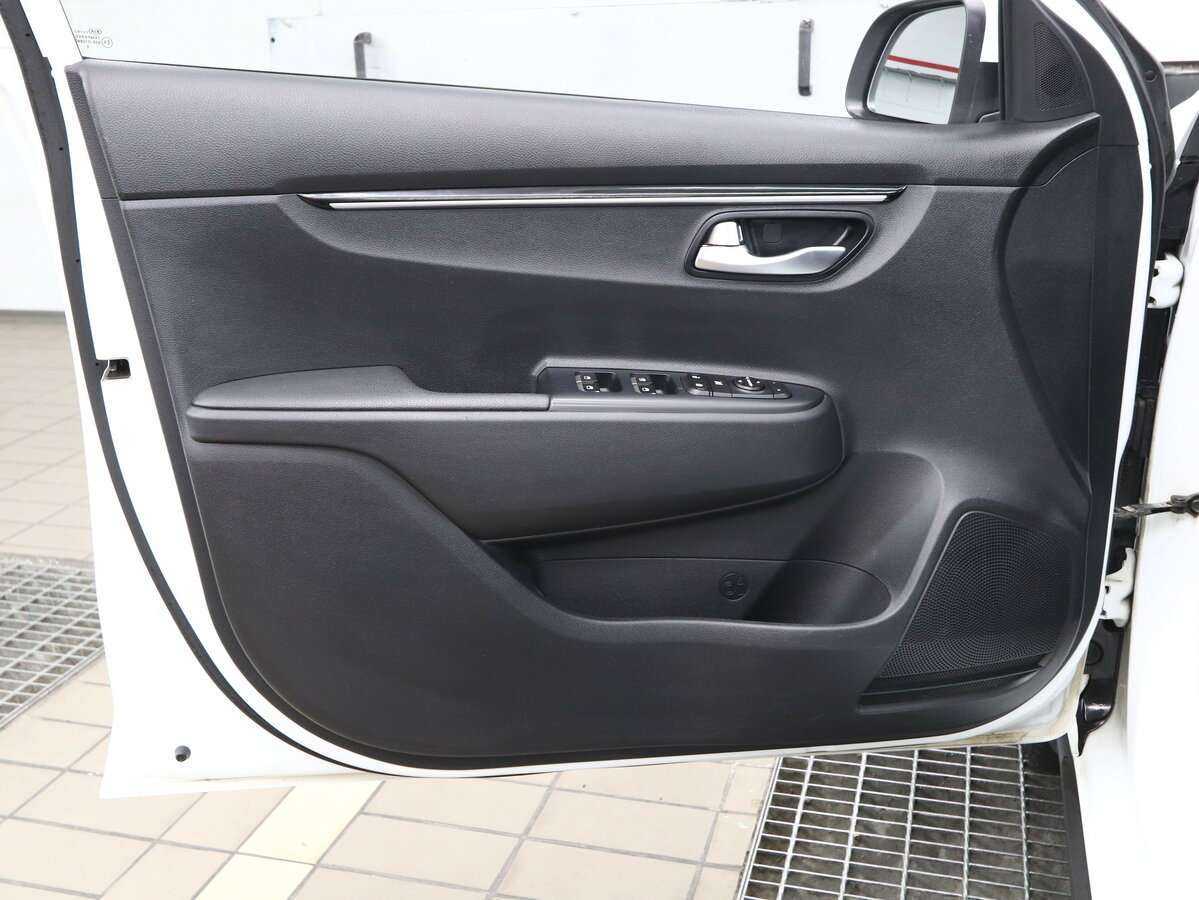 Киа Рио б/у, 2018, Автоматическая. Фото: #4