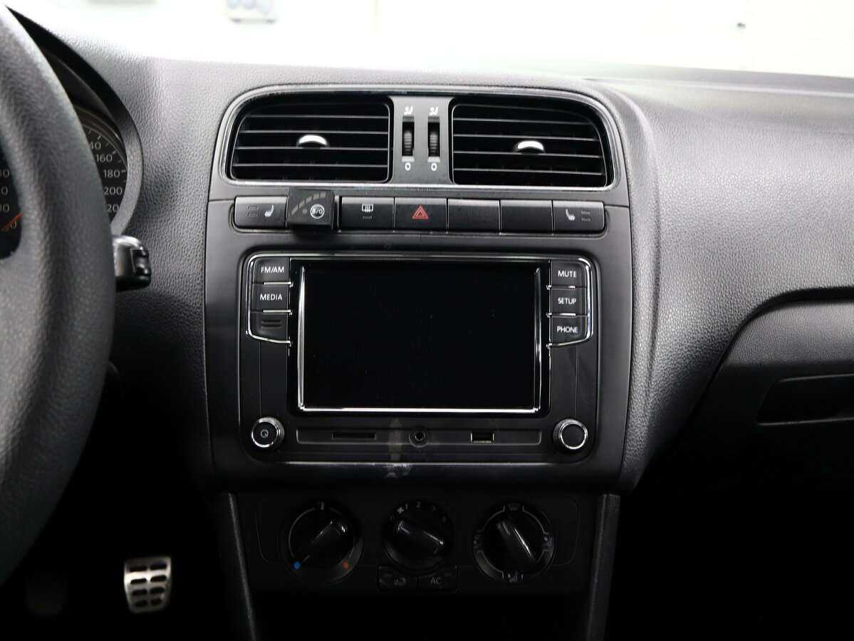 Фольксваген Поло б/у, 2012, Механическая. Фото: #18