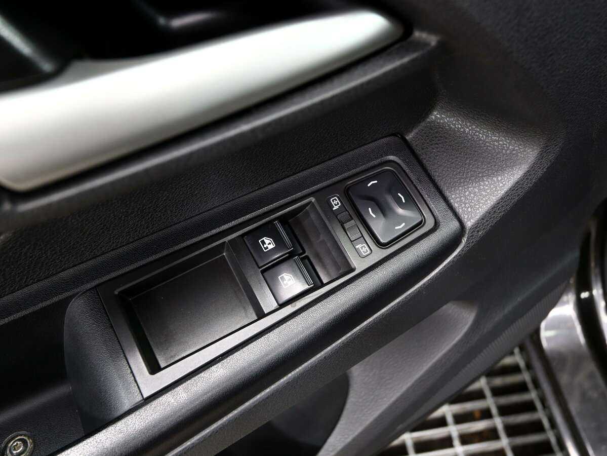 Лада (ВАЗ) Веста б/у, 2015, Роботизированная. Фото: #8