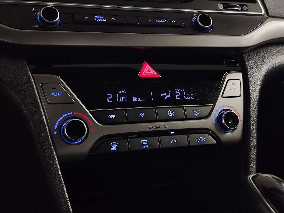 Хендай Елантра б/у, 2016, Автоматическая. Фото: #13