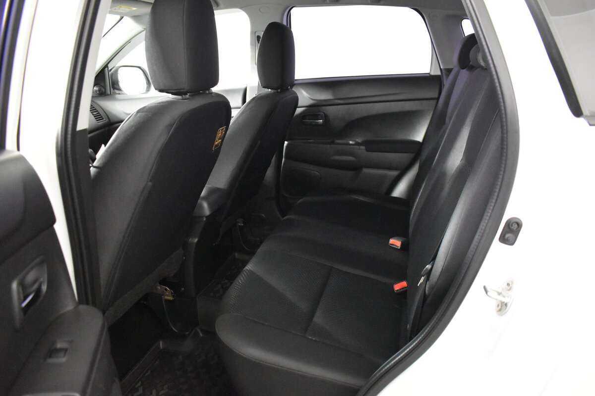 Митсубиши АС-Икс б/у, 2014, Вариатор. Фото: #11