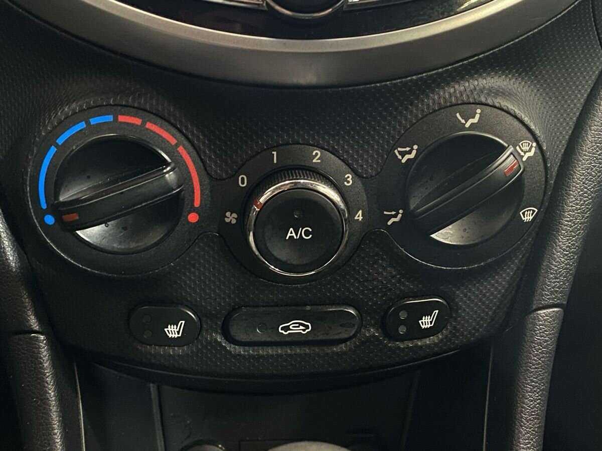 Хендай Солярис б/у, 2012, Автоматическая. Фото: #14