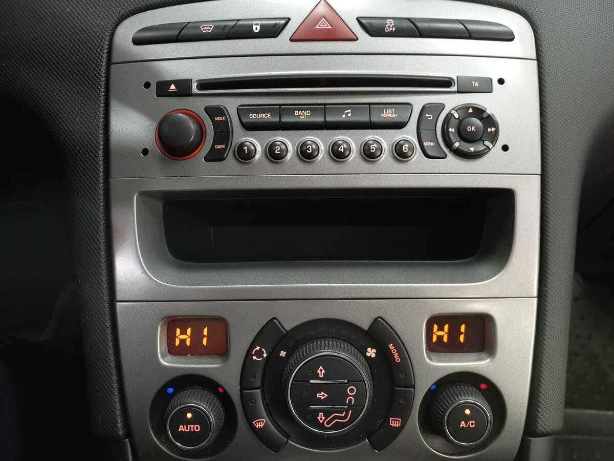 Пежо 408 б/у, 2016, Автоматическая. Фото: #13