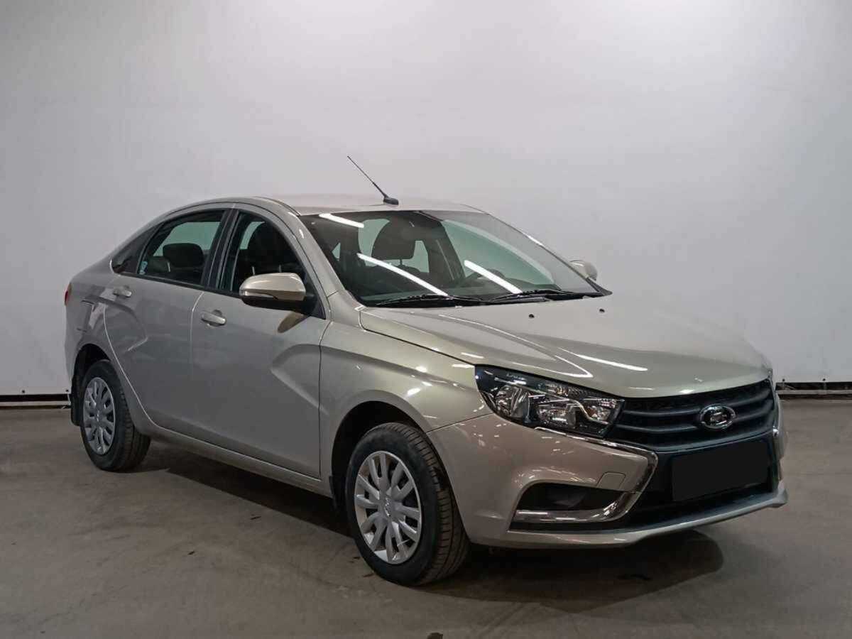 Лада (ВАЗ) Веста б/у, 2018, Роботизированная. Фото: #2