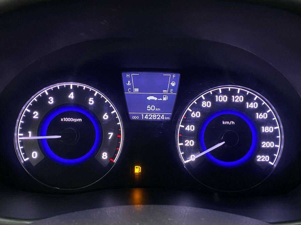 Хендай Солярис б/у, 2012, Механическая. Фото: #12