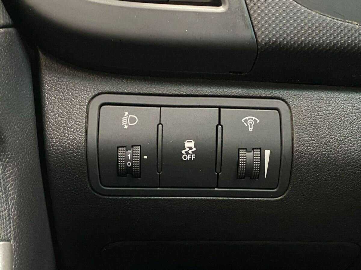 Хендай Солярис б/у, 2012, Механическая. Фото: #15