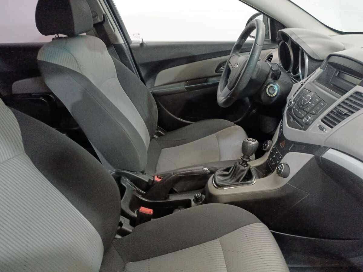 Шевроле Круз б/у, 2012, Механическая. Фото: #9