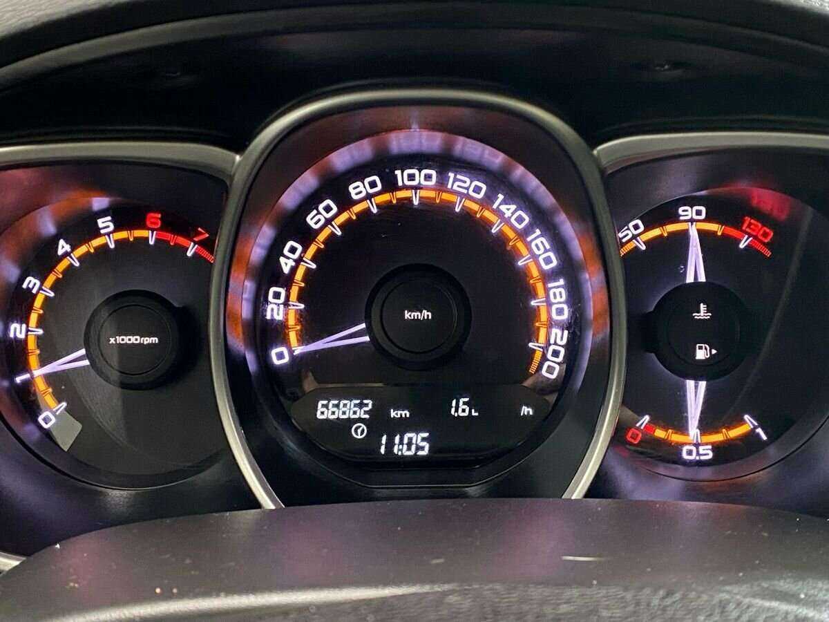 Лада (ВАЗ) Веста б/у, 2019, Механическая. Фото: #12