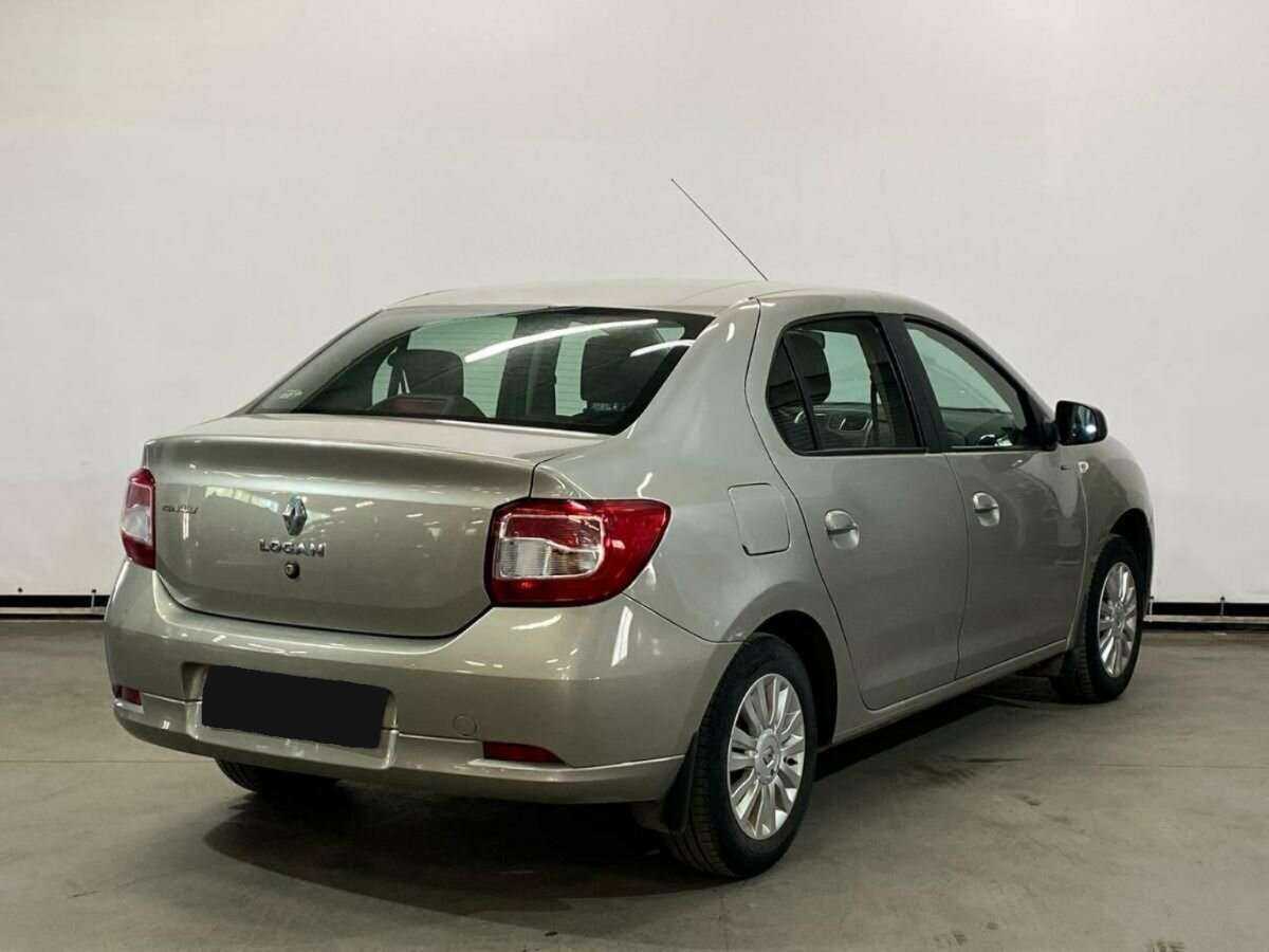 Рено Логан б/у, 2016, Автоматическая. Фото: #4