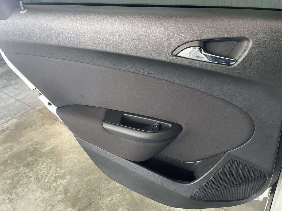 Опель Астра б/у, 2012, Автоматическая. Фото: #20