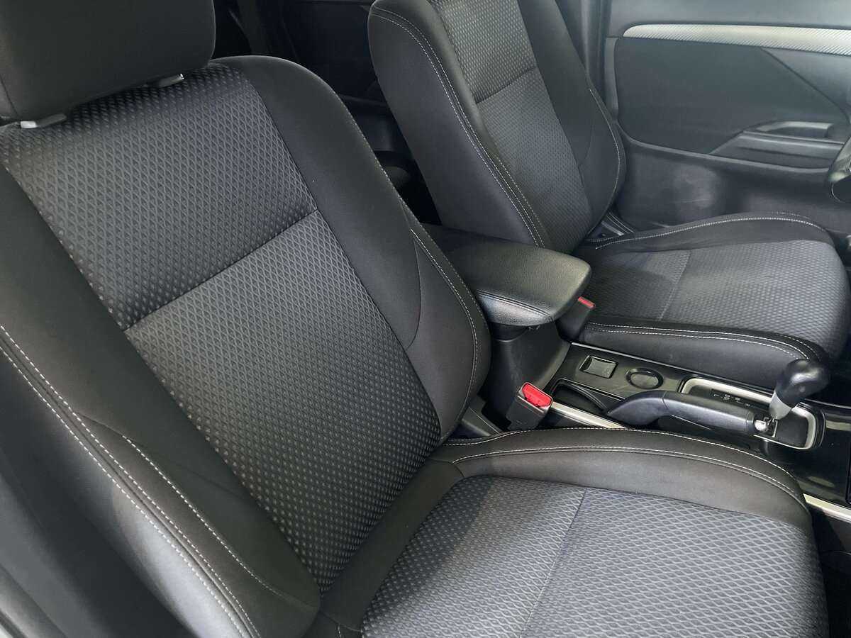 Митсубиши Оутлэндер б/у, 2018, Вариатор. Фото: #16