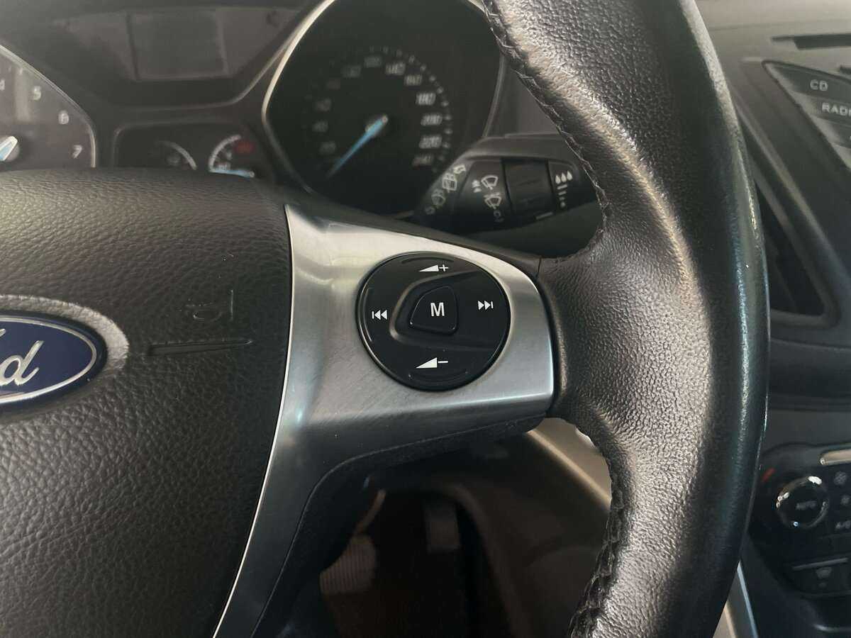 Форд Куга б/у, 2015, Автоматическая. Фото: #11