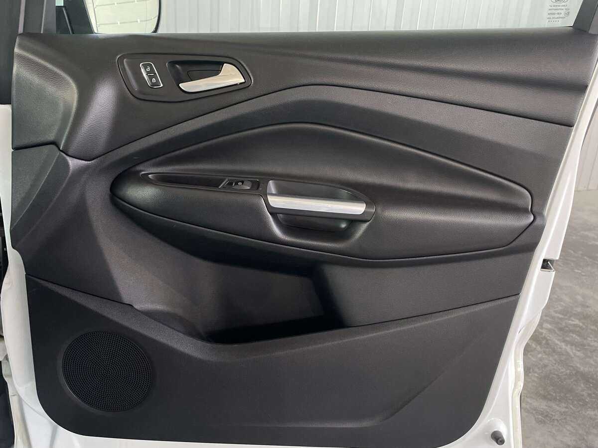 Форд Куга б/у, 2015, Автоматическая. Фото: #21