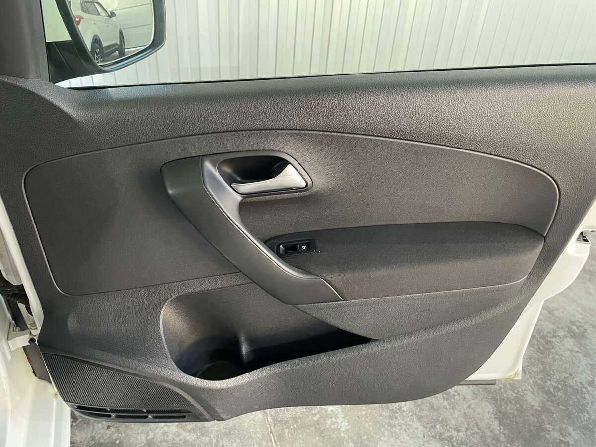 Фольксваген Поло б/у, 2018, Автоматическая. Фото: #18