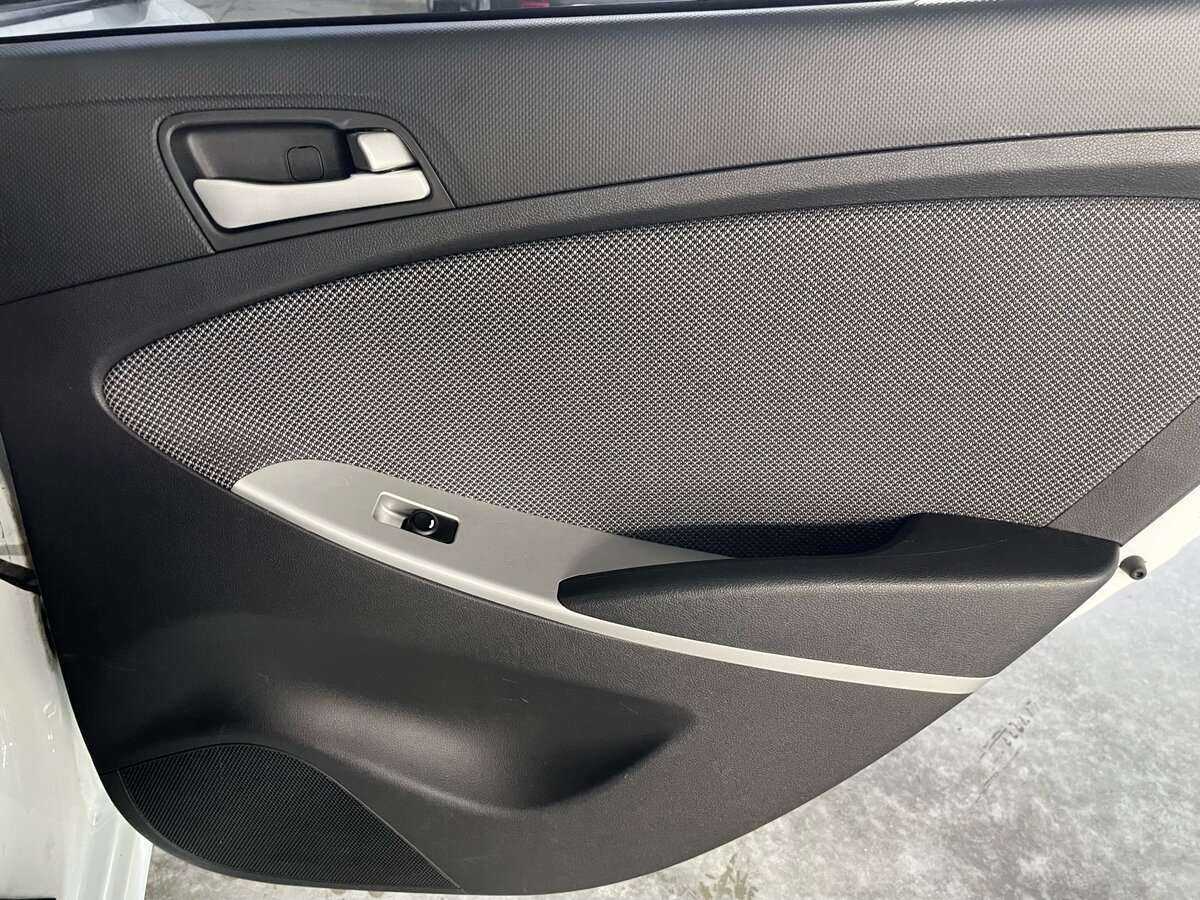 Хендай Солярис б/у, 2013, Механическая. Фото: #19