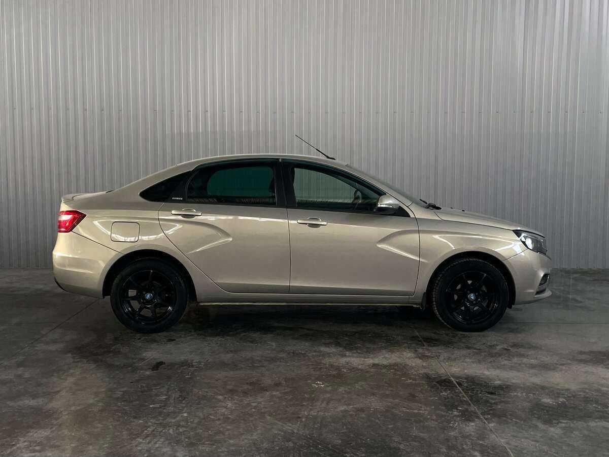 Лада (ВАЗ) Веста б/у, 2017, Механическая. Фото: #3