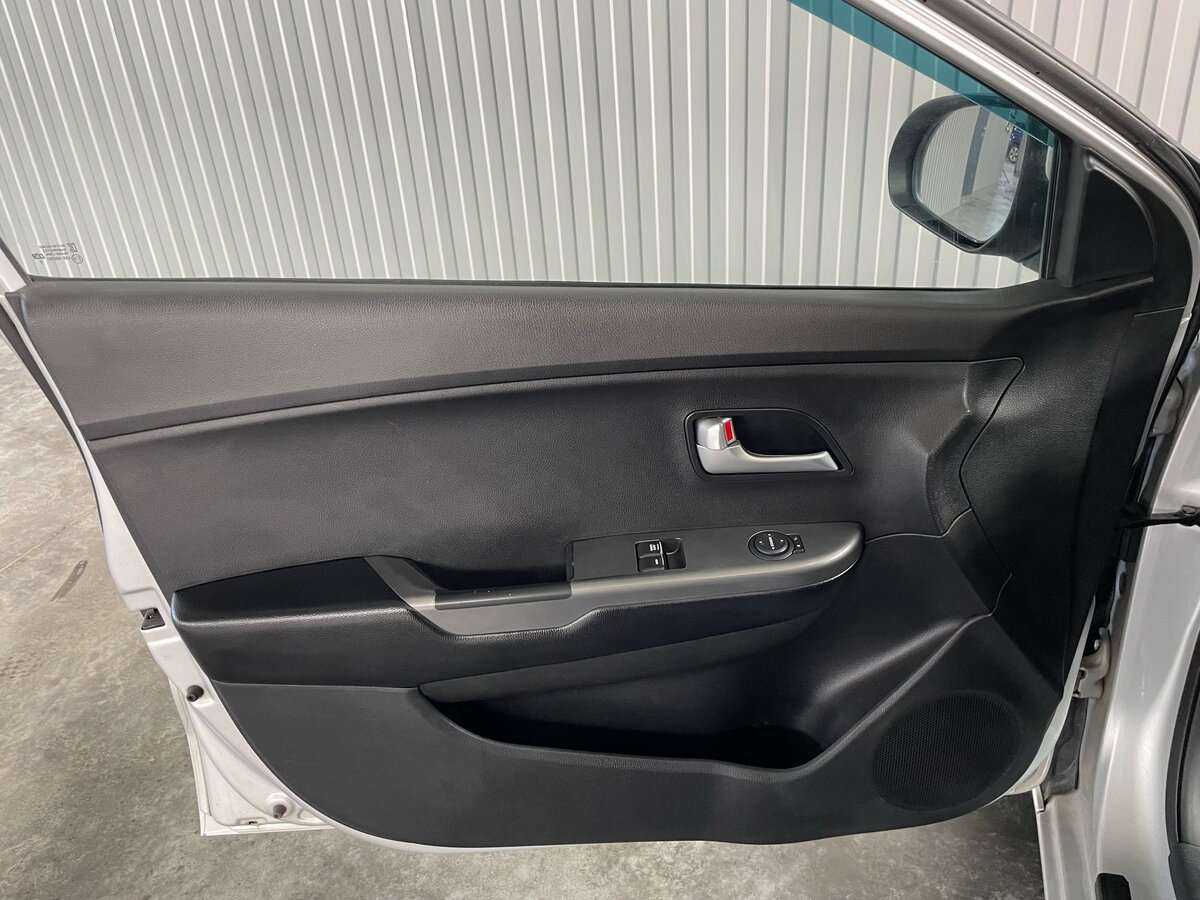 Киа Рио б/у, 2017, Автоматическая. Фото: #16