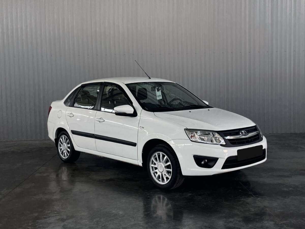 Лада (ВАЗ) Гранта б/у, 2016, Механическая. Фото: #2