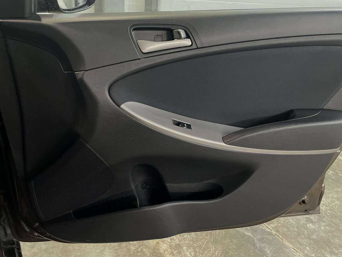 Хендай Солярис б/у, 2015, Автоматическая. Фото: #17