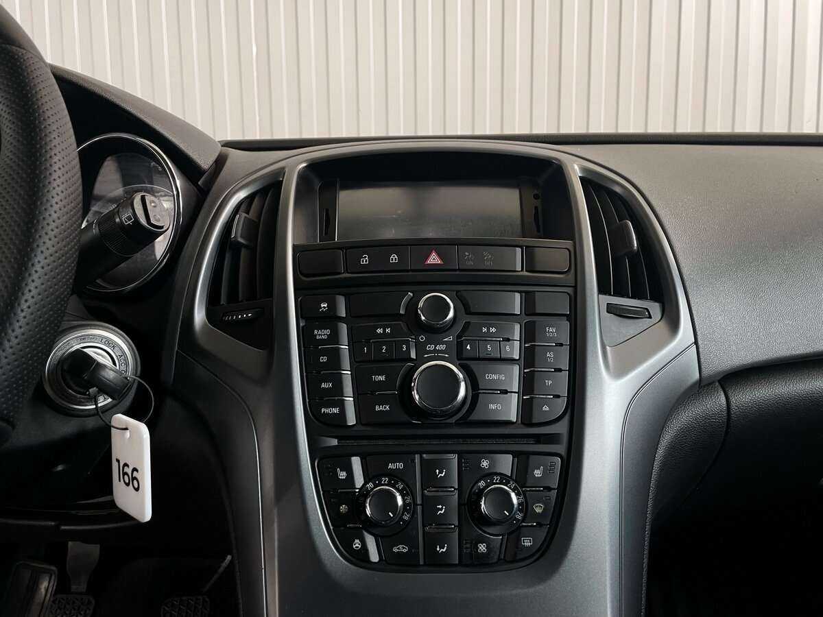 Опель Астра б/у, 2012, Механическая. Фото: #10