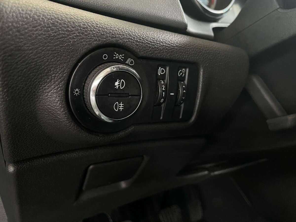 Опель Астра б/у, 2012, Механическая. Фото: #11