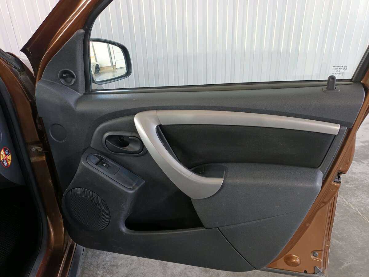 Рено Дастер б/у, 2012, Механическая. Фото: #17