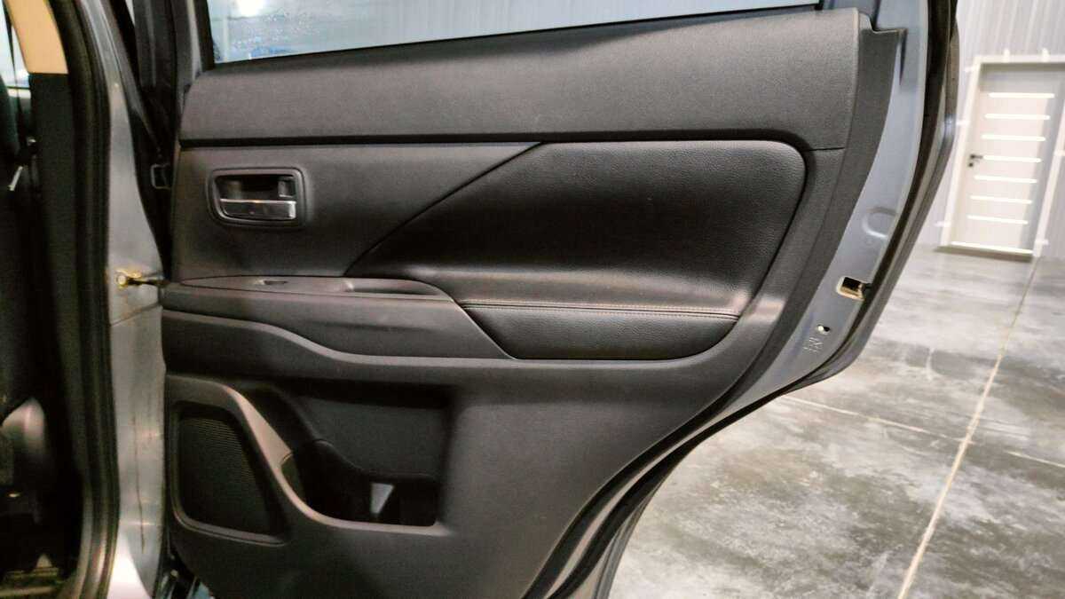 Митсубиши Оутлэндер б/у, 2012, Вариатор. Фото: #18