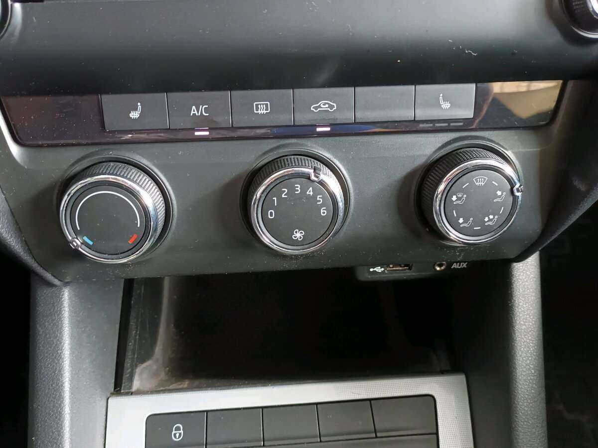 Шкода Октавия б/у, 2014, Роботизированная. Фото: #10